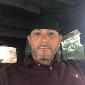 Meet your Posher, Santos